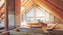 Combles D'une Maison En Travaux
